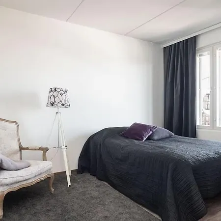 Kolmio Jaervinaekymin, Palokka